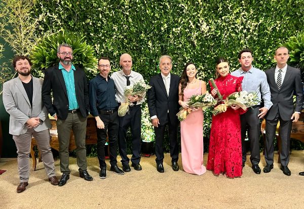 Formandas em Anestesiologia e preceptores