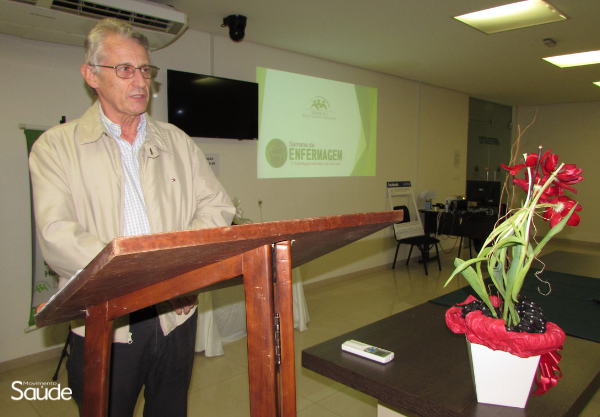 Diretor-presidente do Instituto Nossa Senhora Aparecida, Dr. Luiz Carlos Derenusson