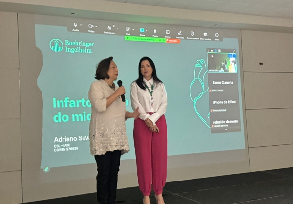 Dra. Elisabete Mitiko Kobayashi e Viviane Herreira